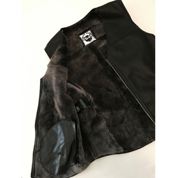 Vest - Picture 5 of 6